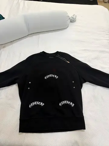 Givenchy sweater