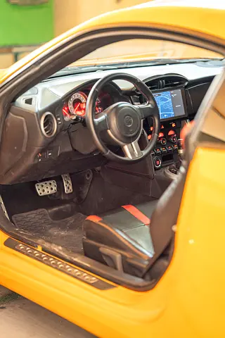 صورة 10 لـ 2014 Toyota 86