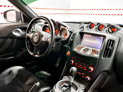 2014 Nissan 370Z — фото 9