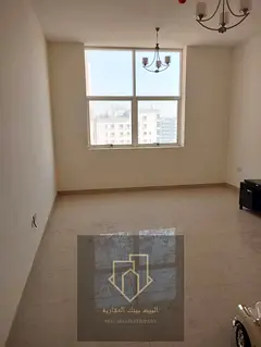 Excellent spaces | High-end finishes | Prime location | Directly on Sheikh Khalifa Street | Flexible