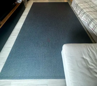Large dark grey solid area rug – good condition