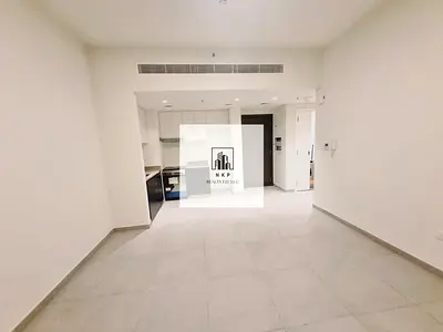 Specious luxury apartment for rent