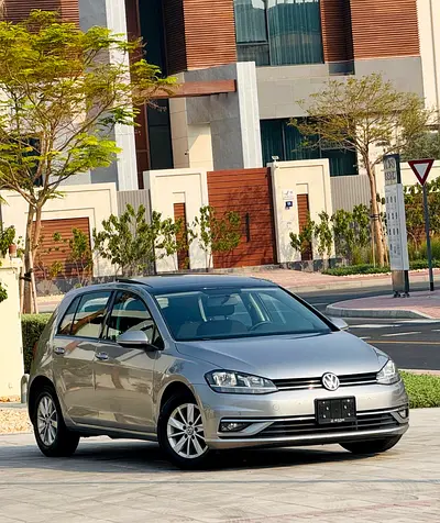 2018 VOLKSWAGEN GOLF SEL GCC SPECS IN EXCELLENT CONDITION