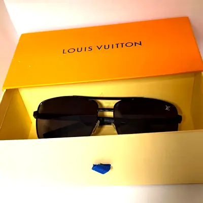 LouisS VVuitton Men's Sunglasses with Case - Black Lenses