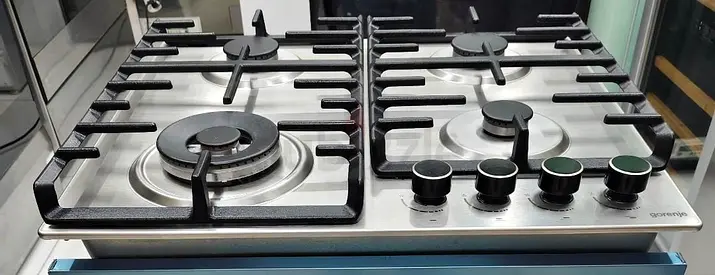 Stainless Steel 4-Burner Gas Hob - Built-in, Good Condition