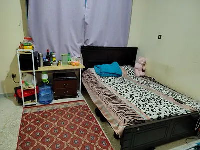 Regular Room For Rent, Hamdan Street