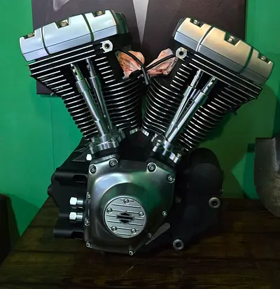 Harley Davidson Twincam Engine 103