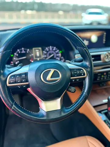 صورة 8 لـ 2017 Lexus GS-SERIES