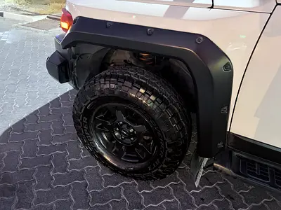 2015 Toyota FJ CRUISER photo 3