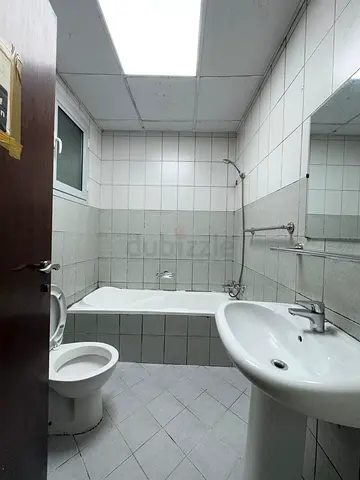 Bachelor master room available in near karama day to day