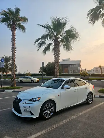 صورة 7 لـ 2015 Lexus IS-SERIES