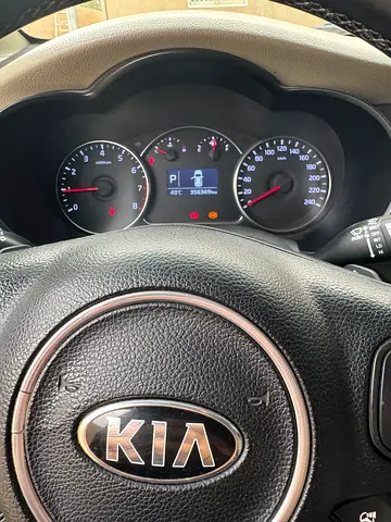 صورة 7 لـ 2014 KIA CARENS