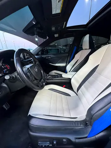 2022 Lexus IS-SERIES 照片 11