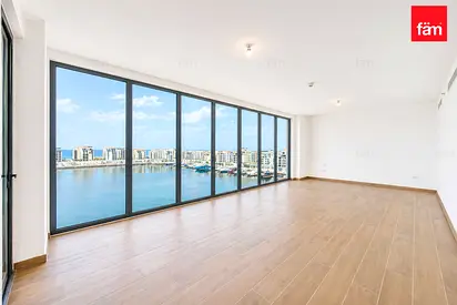 Unique Layout | Vacant | Marina View