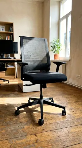 Ergonomic Steel Case Mesh Office Chair with Adjustable Height and Armrests