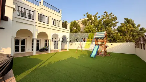 4 BR Villa with Private Garden in The Villa