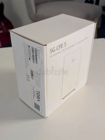 Huawei 5G CPE 5 Router (H155-381) in original box
