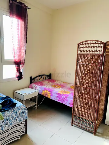 BED SPACE AVAILABLE FOR A BACHELOR MAN OR LADY IN AL KHAIL GATE COMMUNITY