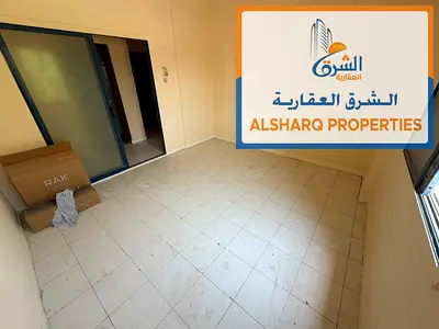 شقة غرفتين وصالة للإيجار السنوي | ثاني صف من كورنيش عجمان
