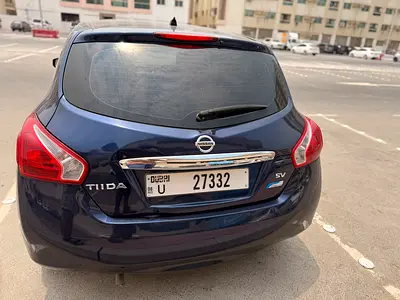 2015 Nissan TIIDA 照片 2