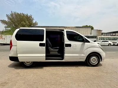 Hyundai H1 2012 GCC 12 Seats