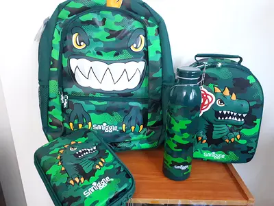 Smiggle Dino kids backpack set with lunchbox, bottle and pencil case - Green Dinosaur Camo