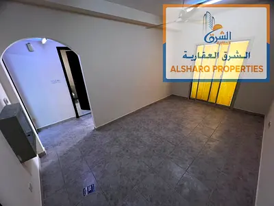 Balcony with an open view - 6 installments - Building without an elevator - Prime location close to