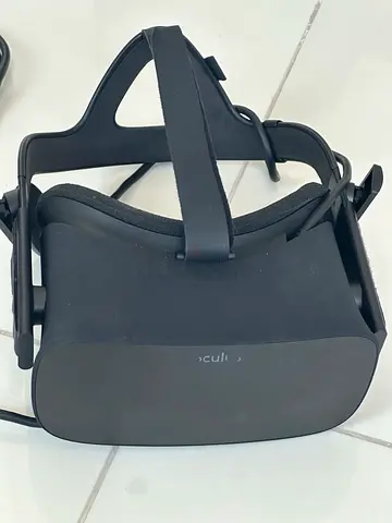 Oculus Rift CV1 Complete VR Set – Excellent Condition