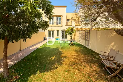 Lake Nearby | Large Plot | Landscaped Garden