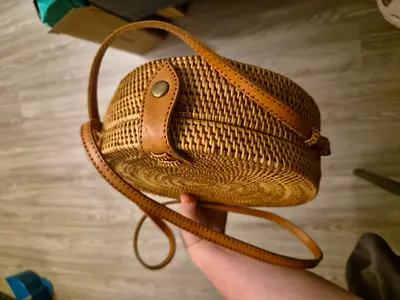 Handmade round short sling bag