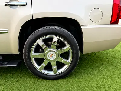 صورة مصغرة 18 لـ 2015 Cadillac ESCALADE