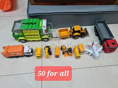 Toy cars / construction vehicles