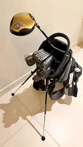 Complete Cleveland Golf Set + Stand Bag – Right Handed – Ready to Play