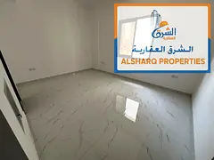 Studio disponible immédiatement, grande surface, cuisine séparée, sur la corniche d'Ajman
