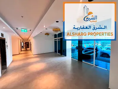 Spacious Master Bedroom Elegant Living Room 2 Bathrooms Modern American Kitchen Full Open Sea View Built-in Wardrobes Bright Apartment w