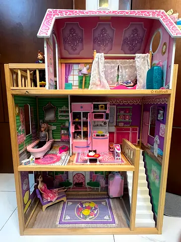 Barbie House