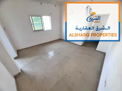 استديو للإيجار السنوي في الراشدية 2، مطبخ منفصل، بلكونة، تكييف سبليت، سكن عائلات فقط، موقع مميز بالقرب من جميع الخدمات.