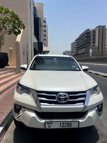 2019 Toyota FORTUNER 照片 6