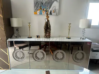 Luxury Custom-Made Italian Gusto 4-Door Sideboard / Cabinet