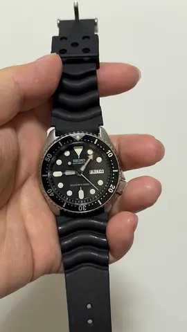 VINTAGE SEIKO DIVER WATCH