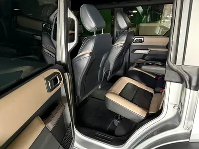 صورة 12 لـ 2023 FORD BRONCO