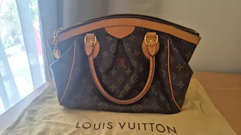 100% Original Louis Vuitton Tivoli PM Monogram Canvas HandbagItem Specifications