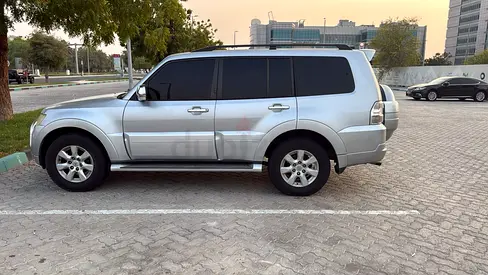 Well Maintained Mitsubishi Pajero GLS 2013 | GCC Specs