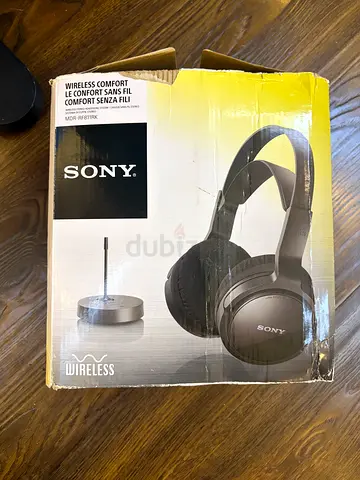 Sony Wireless Headphones MDR-RF811RK with Charging Base - Used