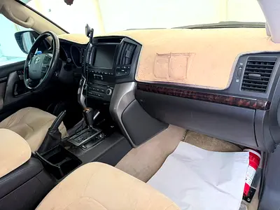صورة 2 لـ 2009 Toyota LAND CRUISER