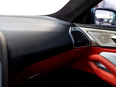 صورة 15 لـ 2021 BMW 8-SERIES