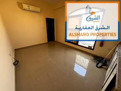 فرصة مميزة للإيجار السنوي استوديو واسع في الروضة شارع الشيخ عمار 20000 درهم على 4 دفعات تكييف سبليت وصيانة على المالك وموقع حيوي