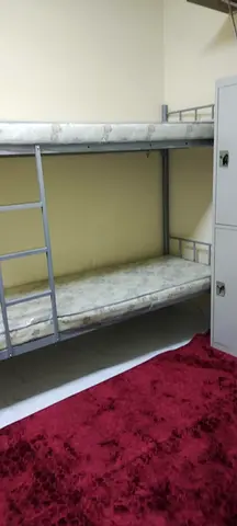 Ladies bedspace available near Sharaf DG metro exit 4
