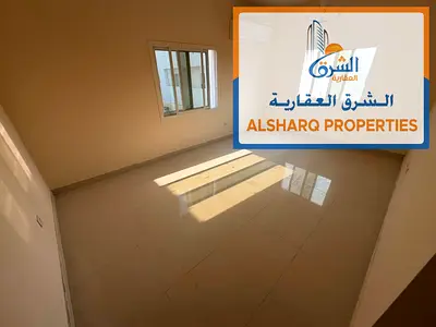 النخيل 2 | ثاني صف كورنيش | صالة منفصلة | بلكونة | 28 ألف