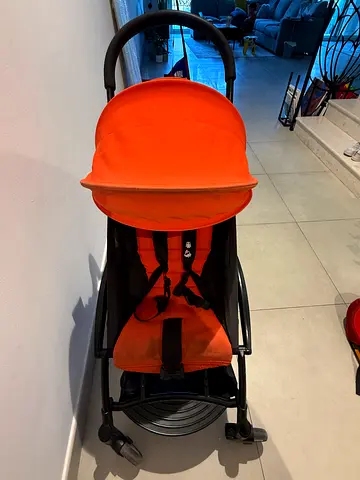 Babyzen yoyo Compact stroller/pram in good used condition